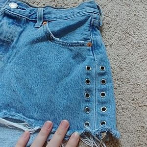 Size 29 Levi high rise shorts
